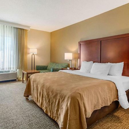 Quality Inn & Suites Olde Town Portsmouth Eksteriør billede