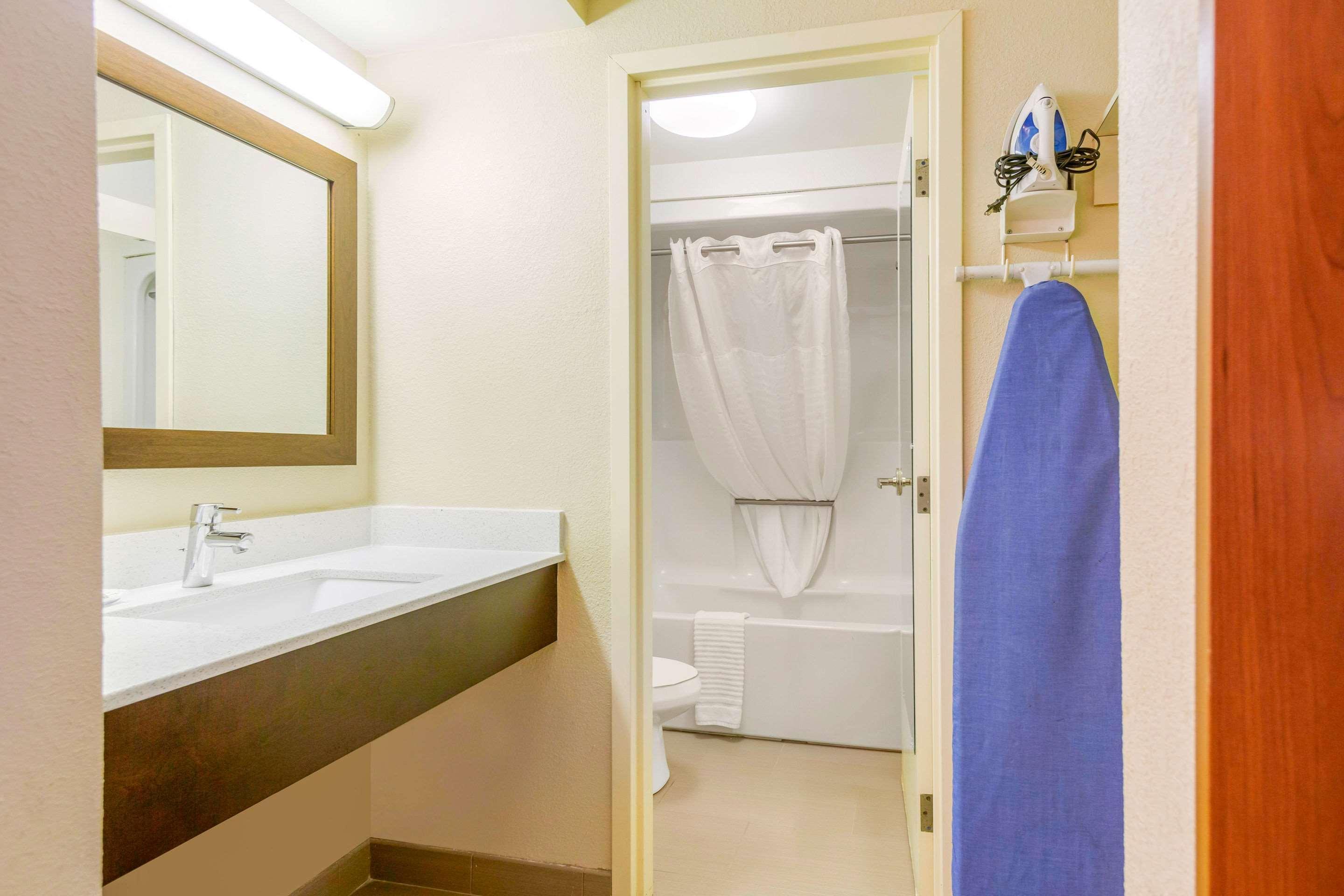 Quality Inn & Suites Olde Town Portsmouth Eksteriør billede
