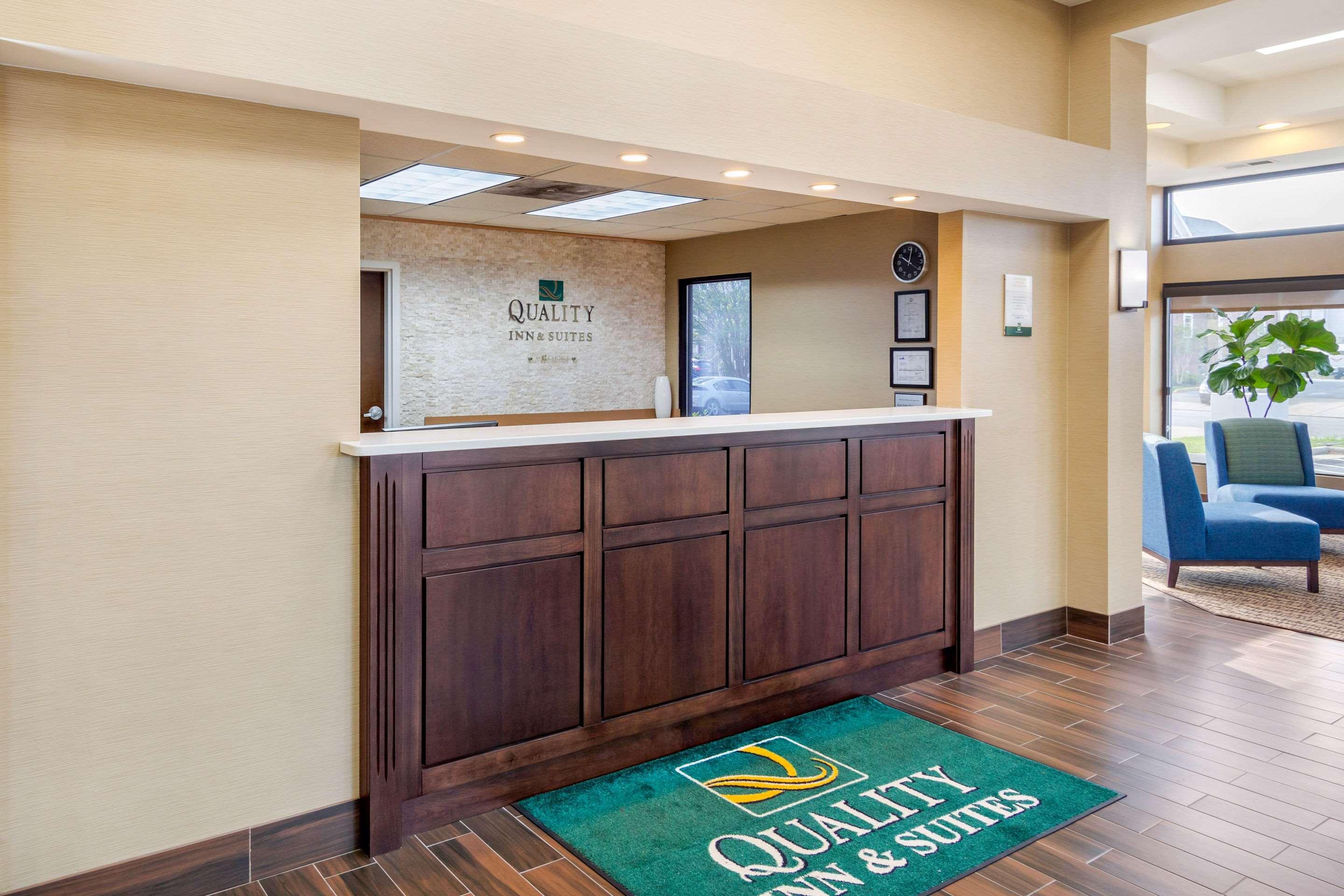 Quality Inn & Suites Olde Town Portsmouth Eksteriør billede
