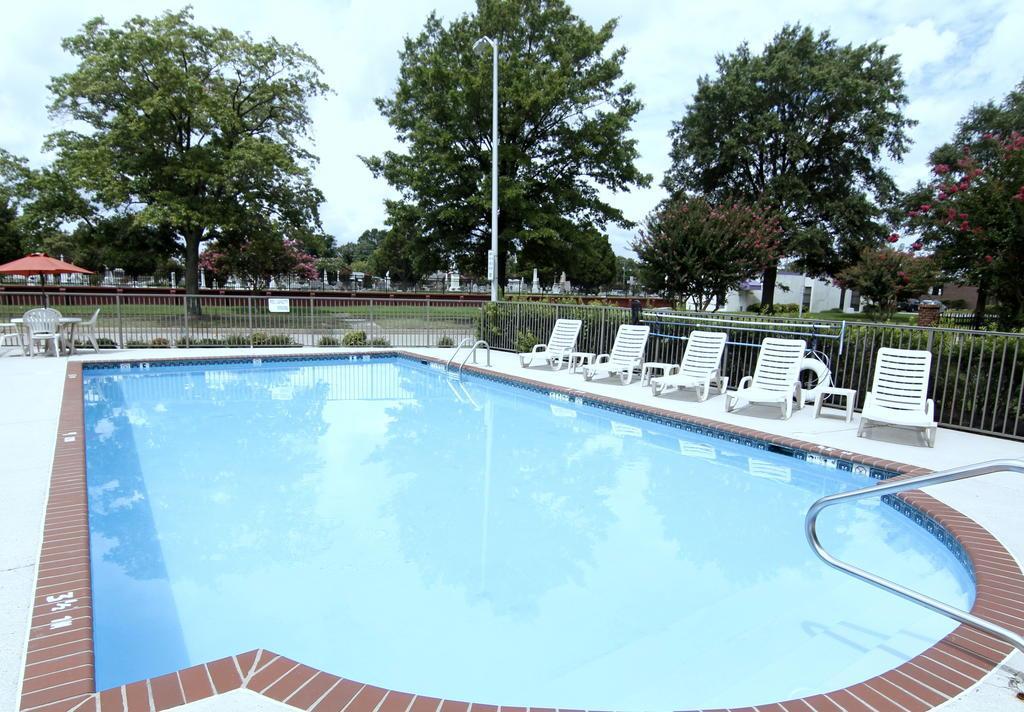 Quality Inn & Suites Olde Town Portsmouth Eksteriør billede