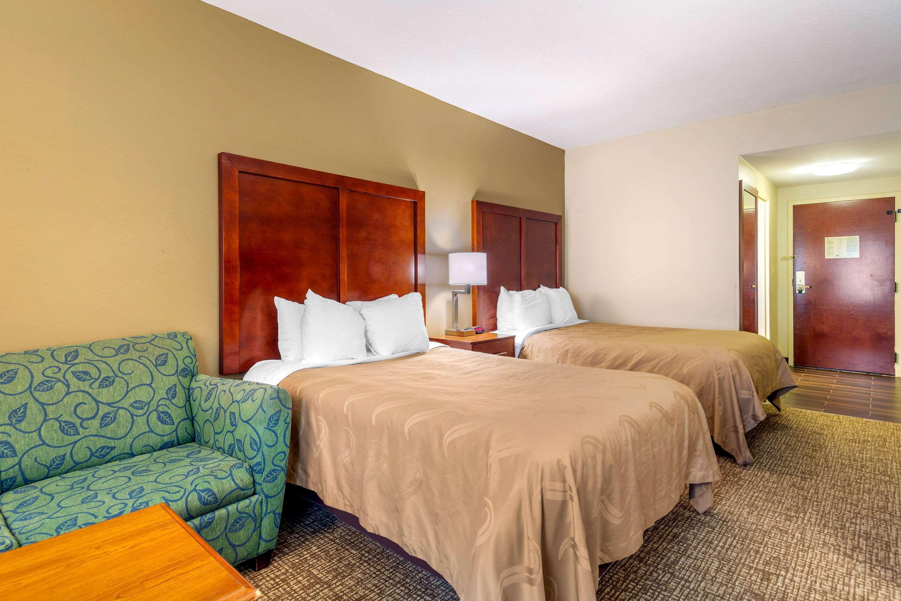 Quality Inn & Suites Olde Town Portsmouth Eksteriør billede