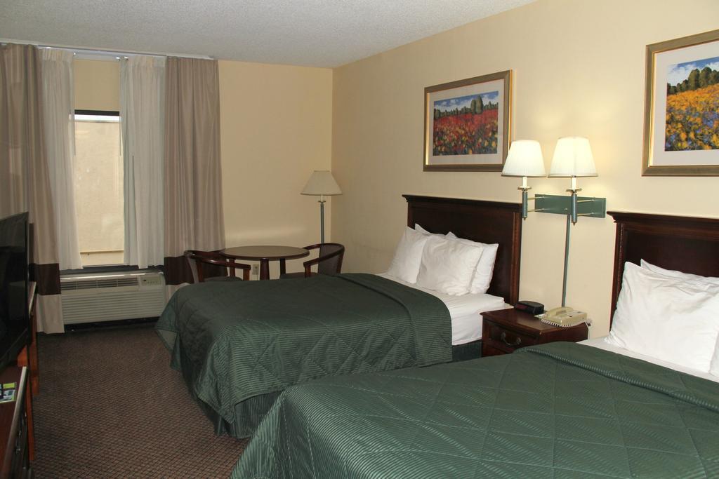 Quality Inn & Suites Olde Town Portsmouth Eksteriør billede