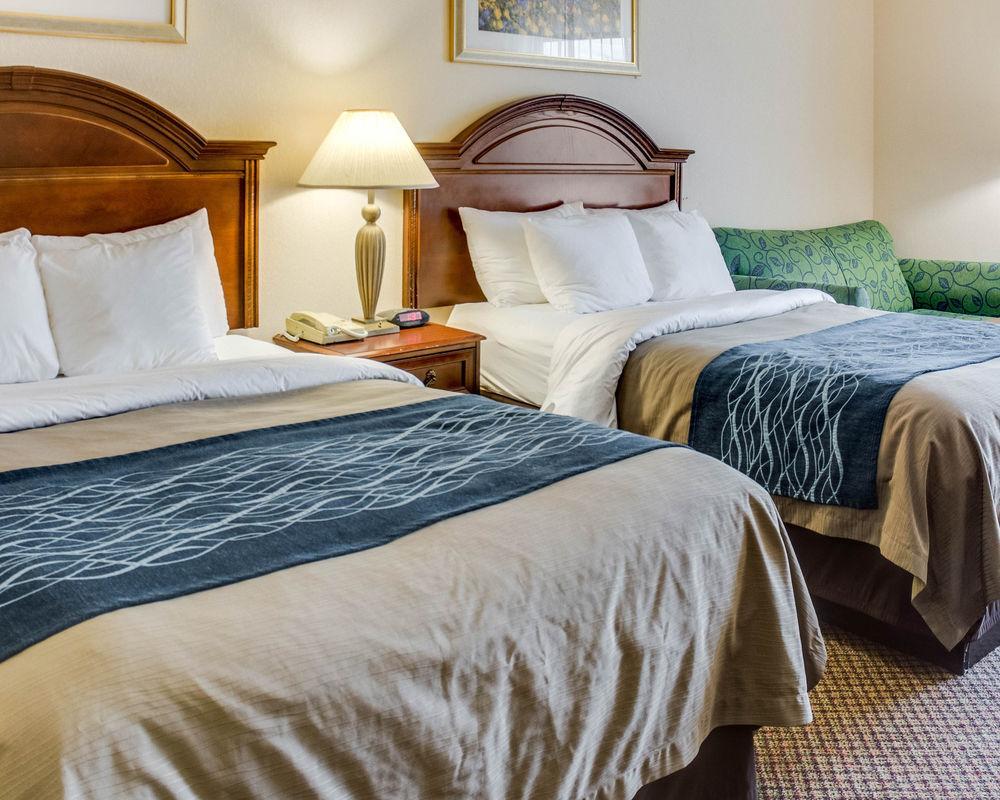 Quality Inn & Suites Olde Town Portsmouth Eksteriør billede