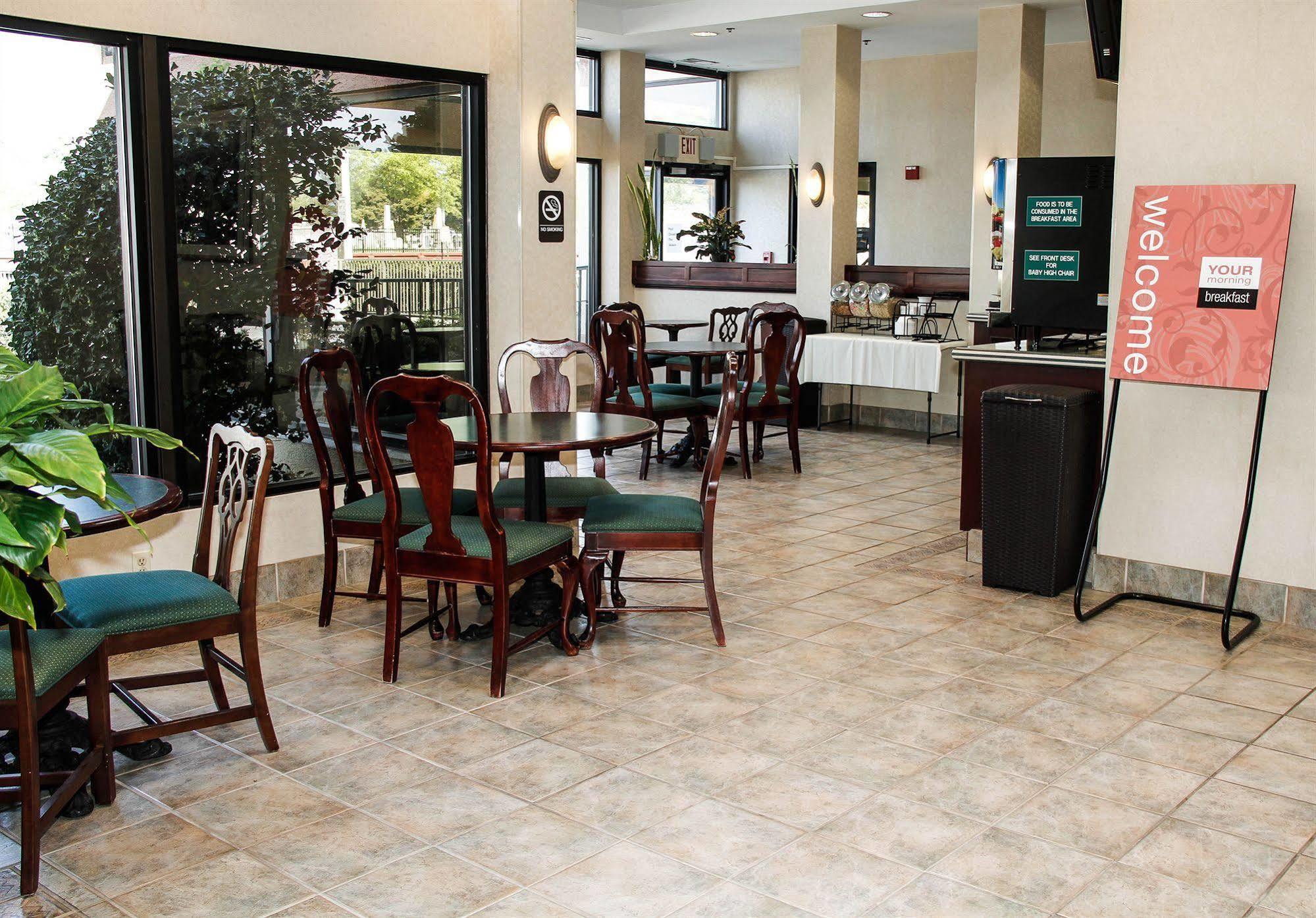 Quality Inn & Suites Olde Town Portsmouth Eksteriør billede